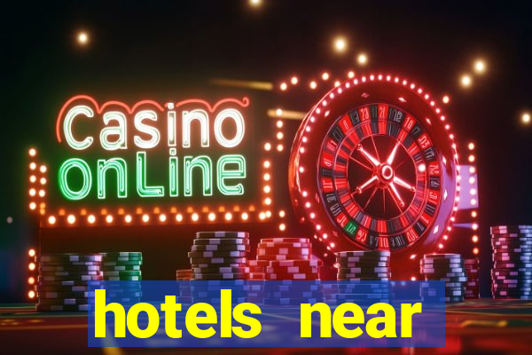 hotels near hollywood casino