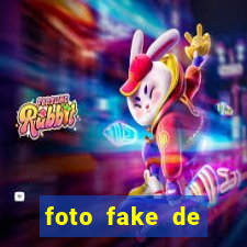 foto fake de menina cacheada